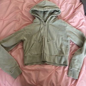 Brandy Melville zip up